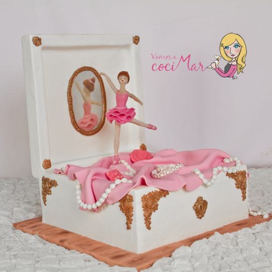 tarta-fondant-caja-musica-bailarina